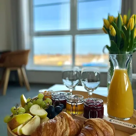 לינה וארוחת בוקר W Porcie