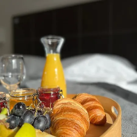 W Porcie Oda ve Kahvaltı Władysławowo