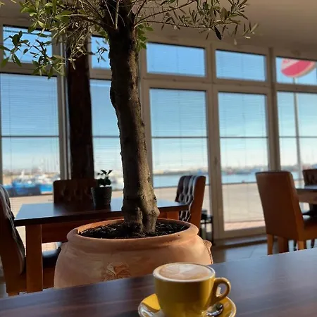 W Porcie Oda ve Kahvaltı