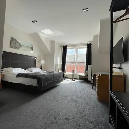 W Porcie 3* Władysławowo