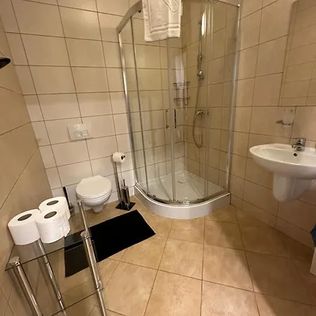 W Porcie Oda ve Kahvaltı 3*