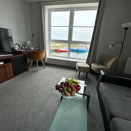 לינה וארוחת בוקר W Porcie 3*